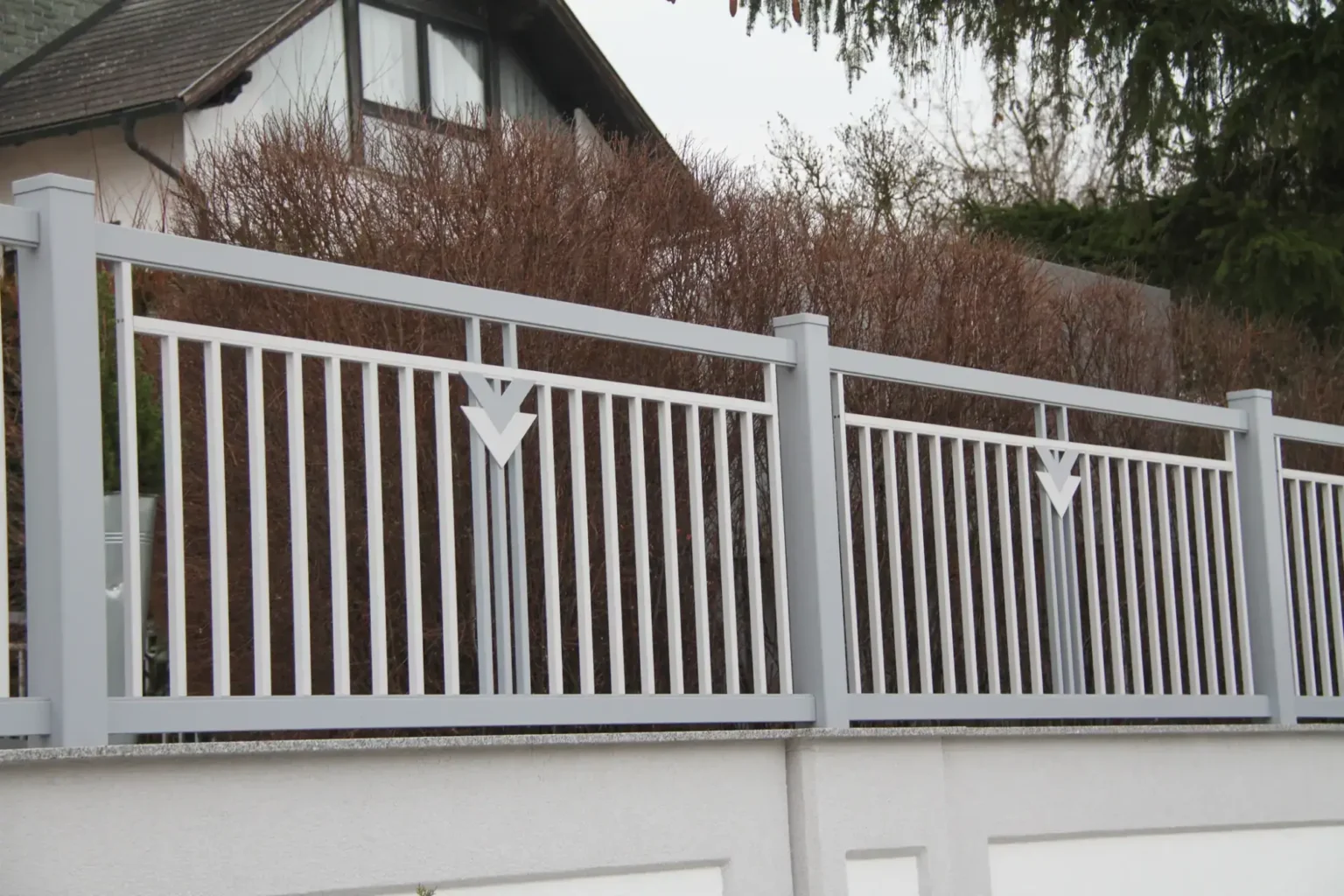 Aluminiumzaun, Brix Zaun, Metallzaun, Decor22, Geländer, Balkon, Triade