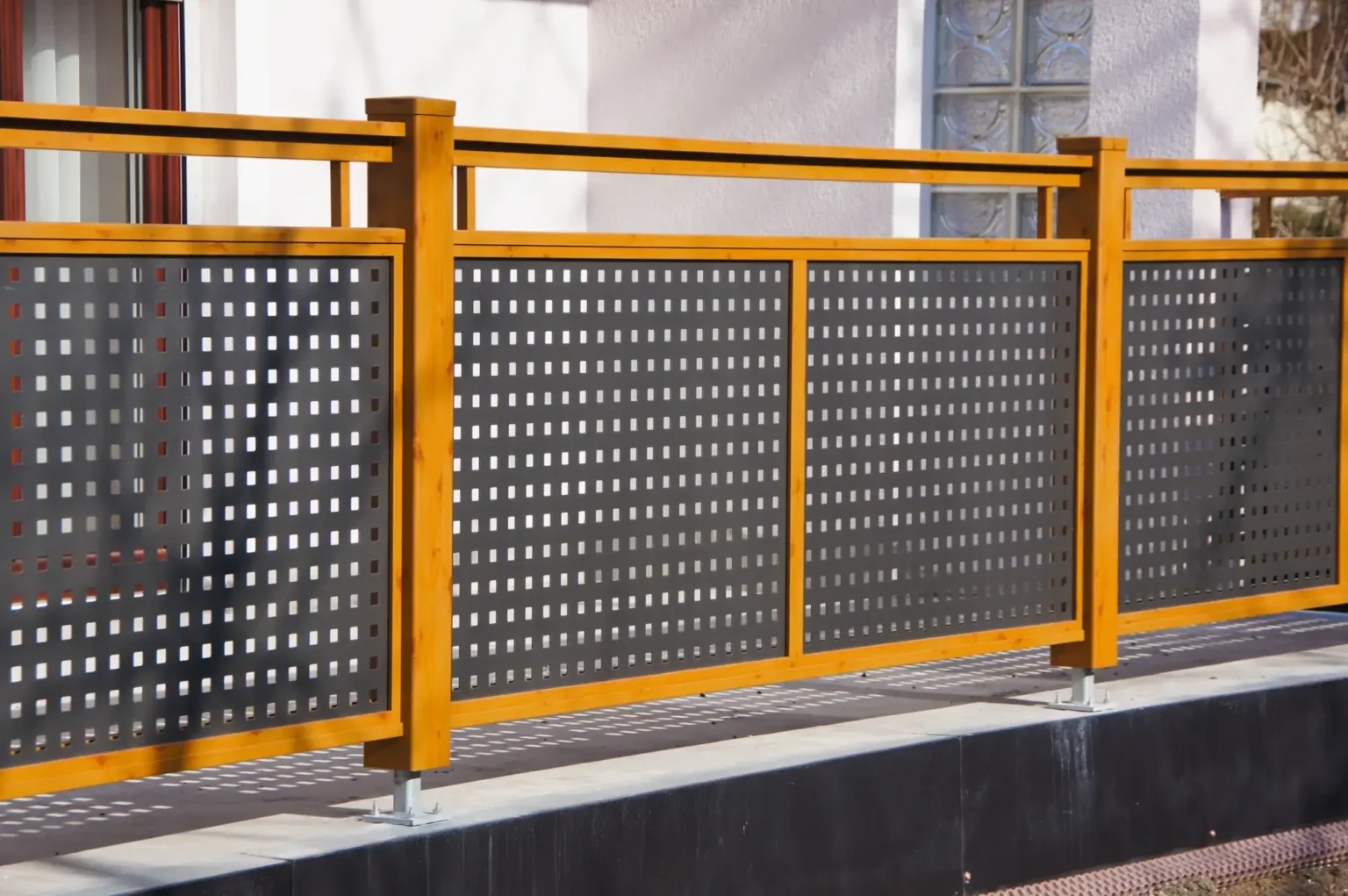 Aluminiumzaun, Brix Zaun, Metallzaun, Flatdesign, Flat-Design, Geländer, Balkon, Teiler