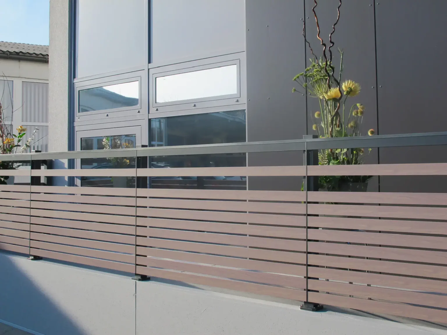 Aluminiumzaun, Brix Zaun, Metallzaun, Frontline, Geländer, Balkon,