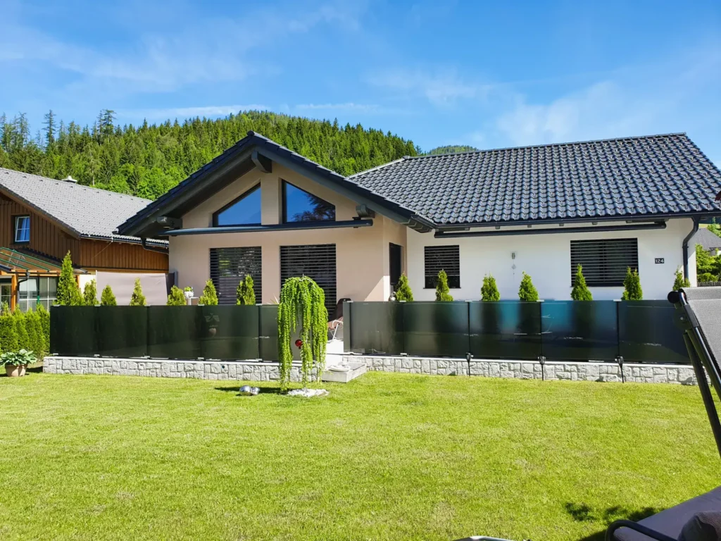 Aluminiumzaun, Brix Zaun, Metallzaun, Glas Balkon, Glas- System, Geländer, Balkon, Glasal