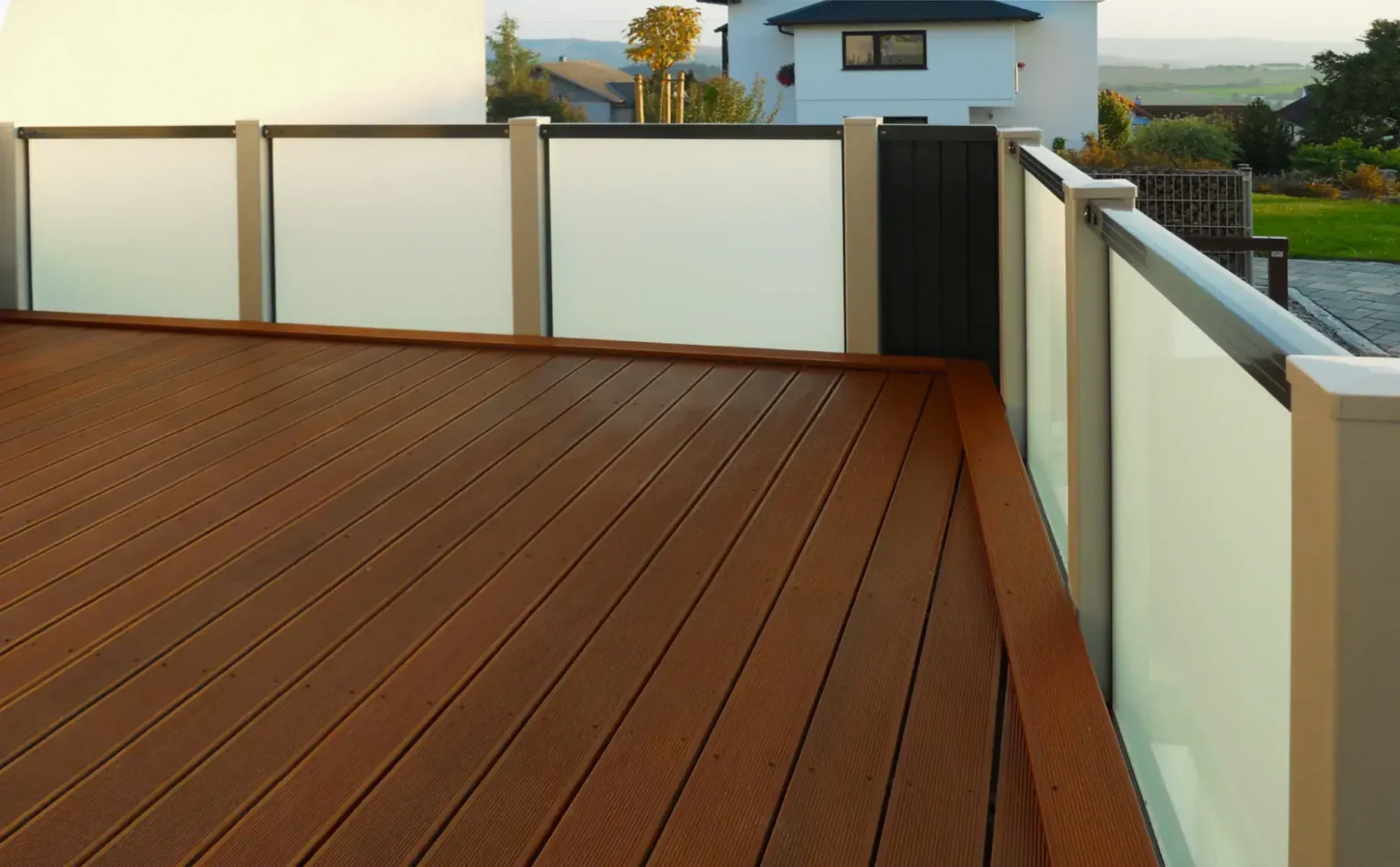 Aluminiumzaun, Brix Zaun, Metallzaun, Glas Balkon, Glas- System, Geländer, Balkon, Glasal