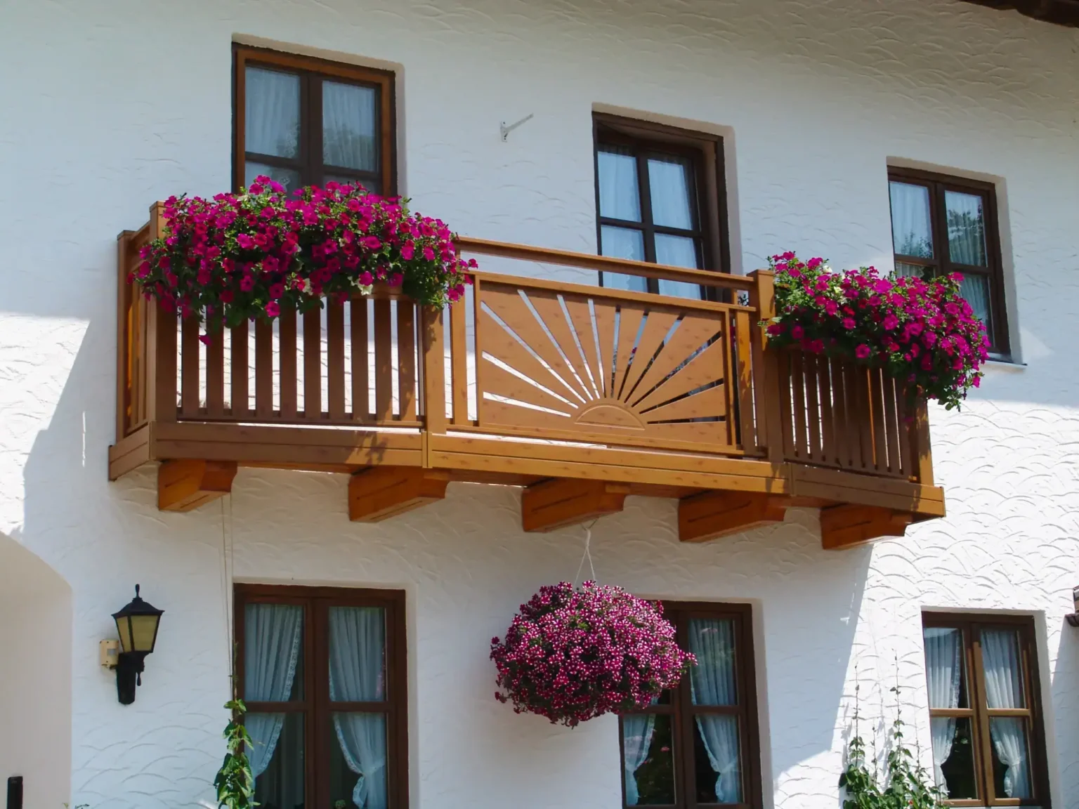 Aluminiumzaun, Brix Zaun, Metallzaun, Geländer, Balkon, Latten-Füllung, Blumenkasten