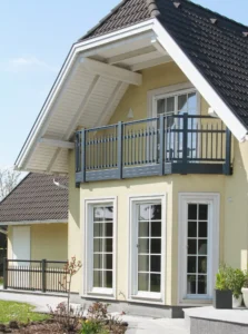 Aluminiumzaun, Brix Zaun, Metallzaun, Geländer, Balkon, Paliquadra, Balkonverblendung