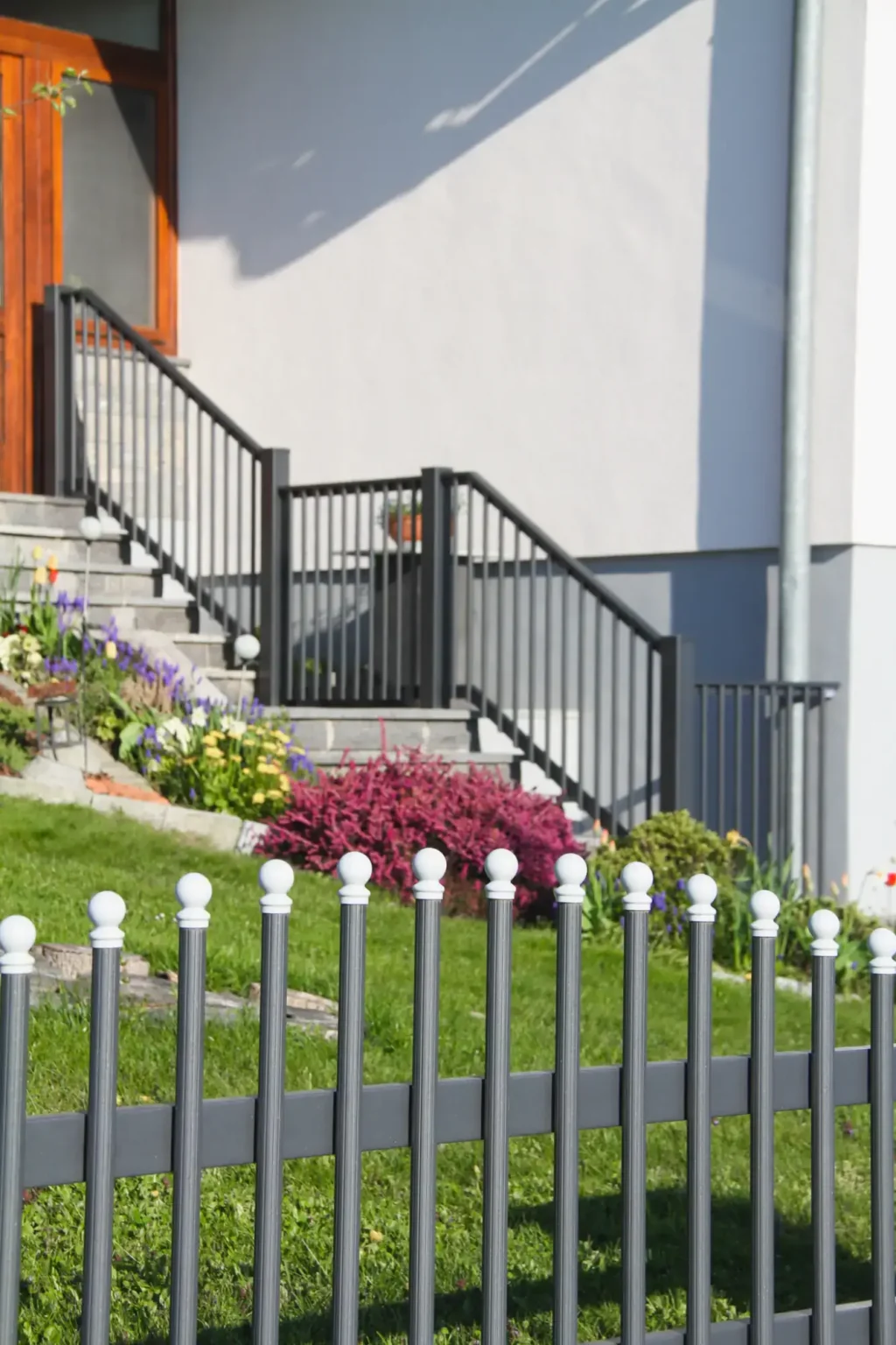 Aluminiumzaun, Brix Zaun, Metallzaun, Geländer, Balkon, Palisade,