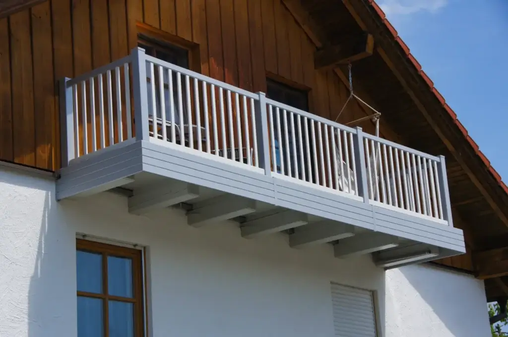 Aluminiumzaun, Brix Zaun, Metallzaun, Geländer, Balkon, Staketen, Balkonverblendung