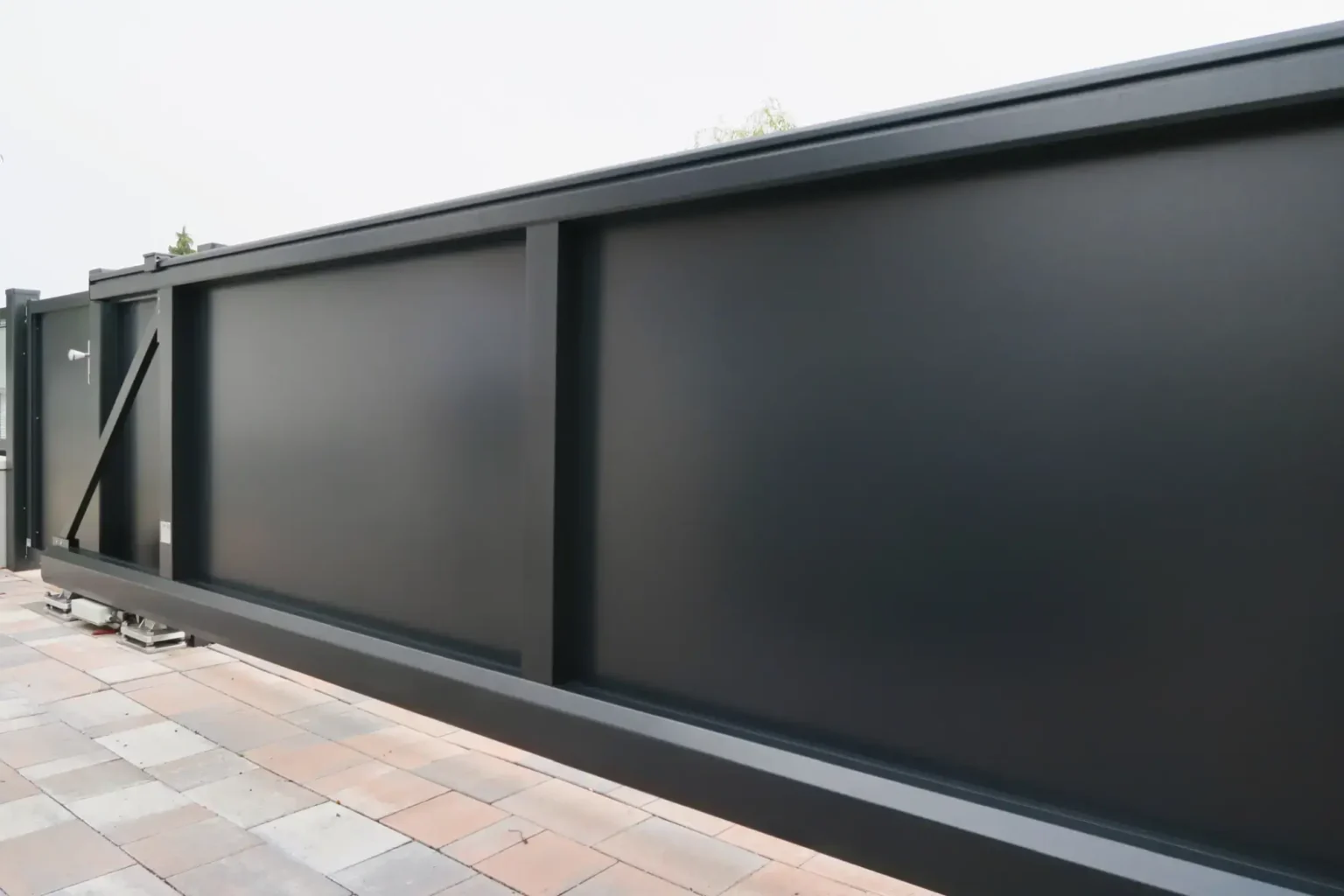 Aluminiumzaun, Brix Zaun, Metallzaun, Frontflat , Vollblech, Sichtschutz, Schiebetor