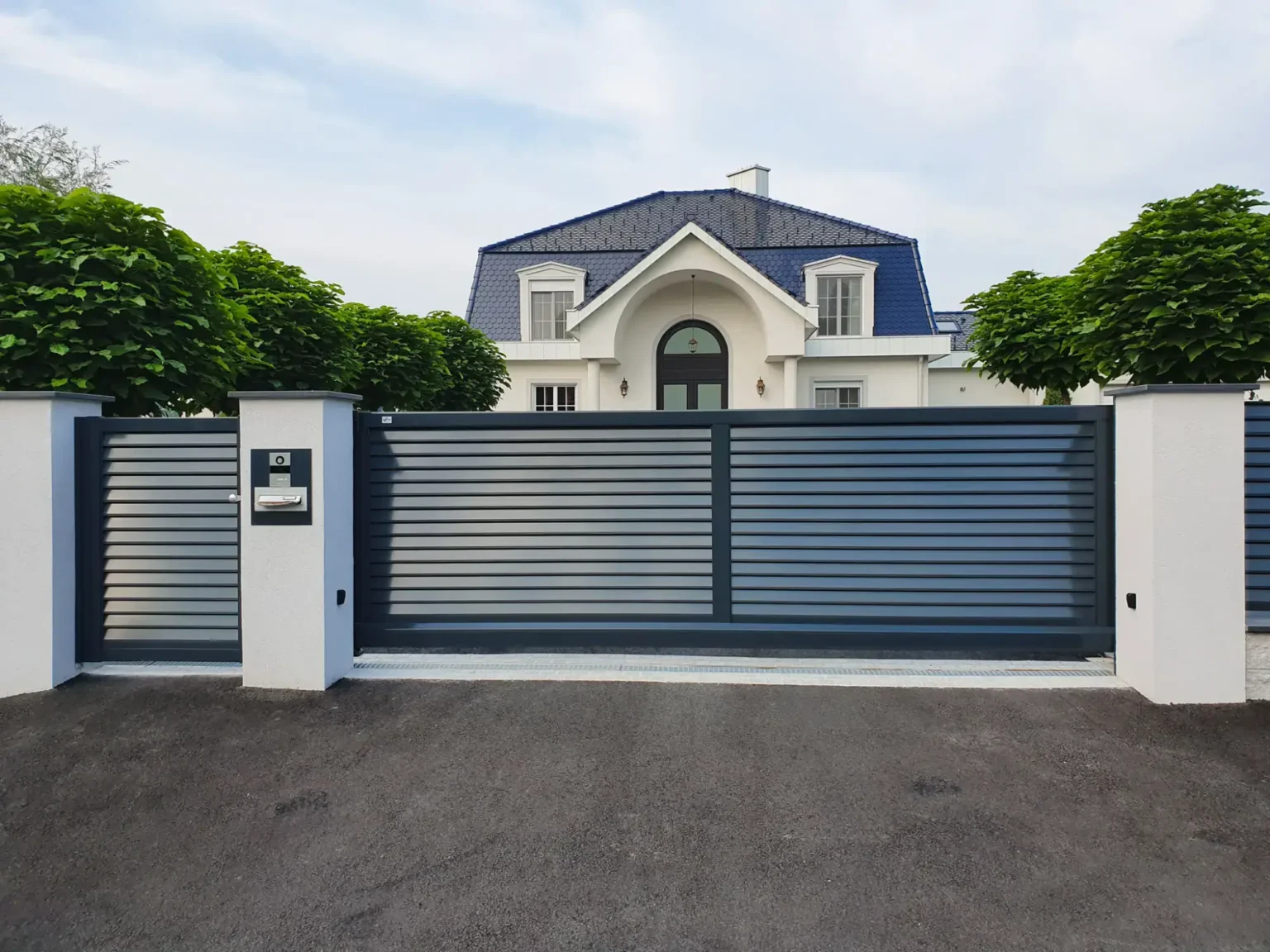 Aluminiumzaun, Brix Zaun, Metallzaun, Lamello , Blocco, Sichtschutz, Gehtüre, Schiebtor