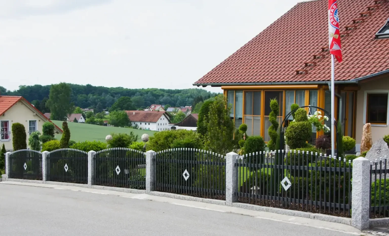 Aluminiumzaun, Brix Zaun, Metallzaun, Palisaden, convex, Zaunfeld