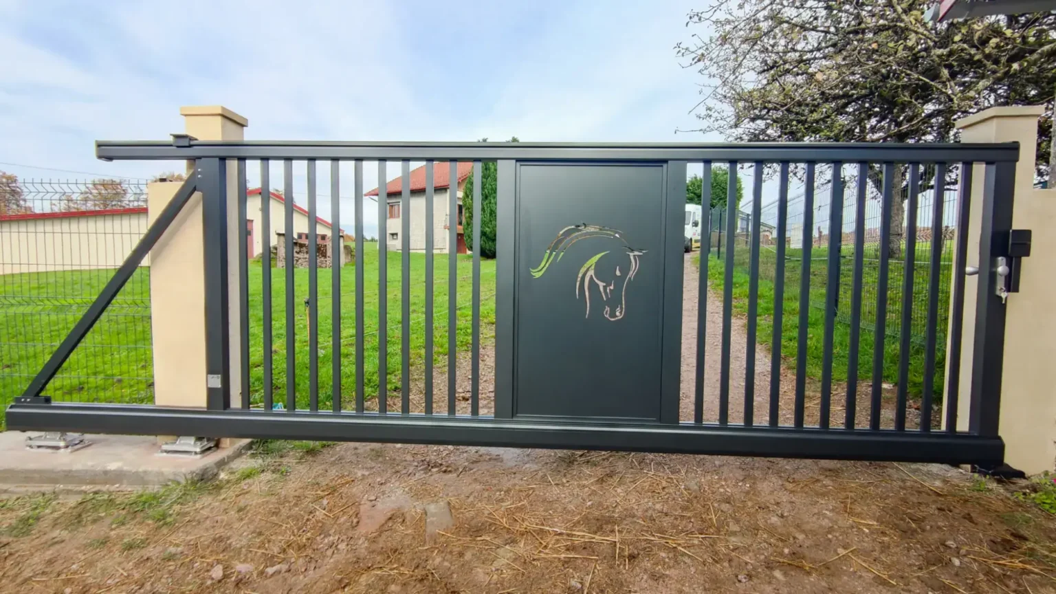 Aluminiumzaun, Brix Zaun, Metallzaun, Staketen, Schiebetor, Flatdesign
