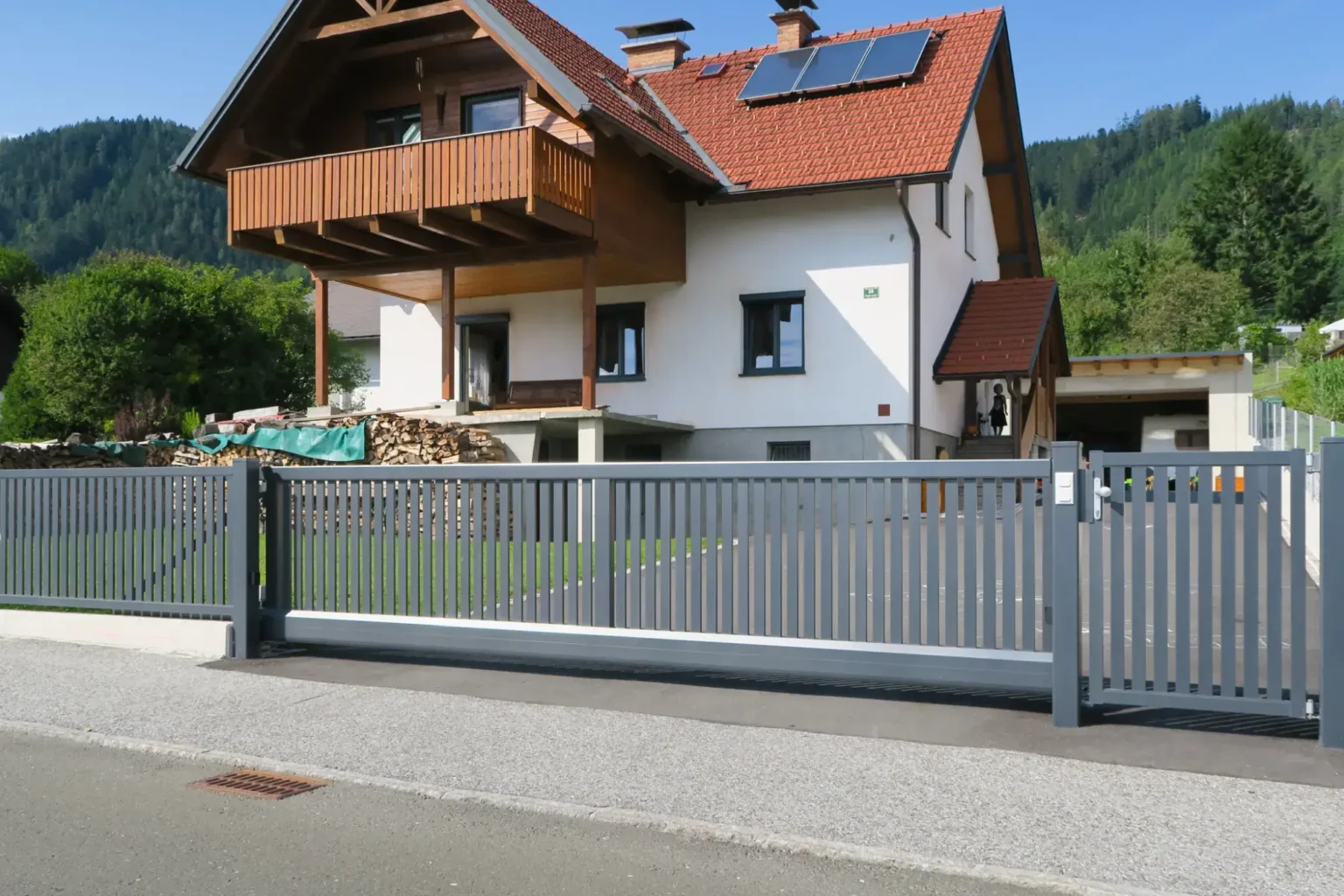 Aluminiumzaun, Brix Zaun, Metallzaun, Staketen, Zaunfeld, Schiebetor, Gehtüre