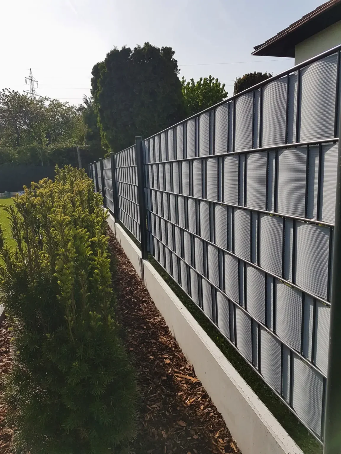 Aluminiumzaun, Brix Zaun, Drahtgitter, Zaunbau, Sichtschutz, Gitter-Matten, Doppelstab