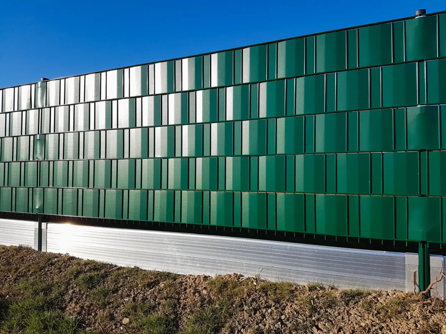 Aluminiumzaun, Brix Zaun, Drahtgitter, Zaunbau, Sichtschutz, Alu-Sockel, Gitter-Matten, Doppelstab