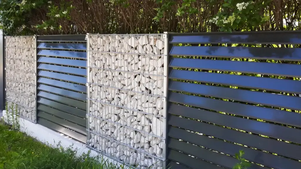 Aluminiumzaun, Brix Zaun, Drahtgitter, Zaunbau, Steinzaun, Lamello