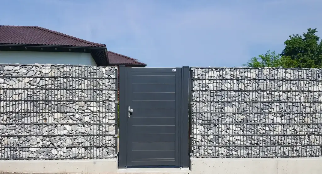 Aluminiumzaun, Brix Zaun, Drahtgitter, Zaunbau, Steinzaun, Staketto Gehtür