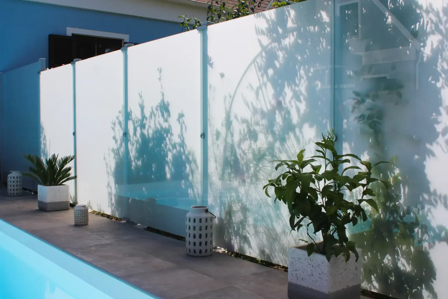 Aluminiumzaun, Brix Zaun, Sichtschutzzaun, Glas, Pool