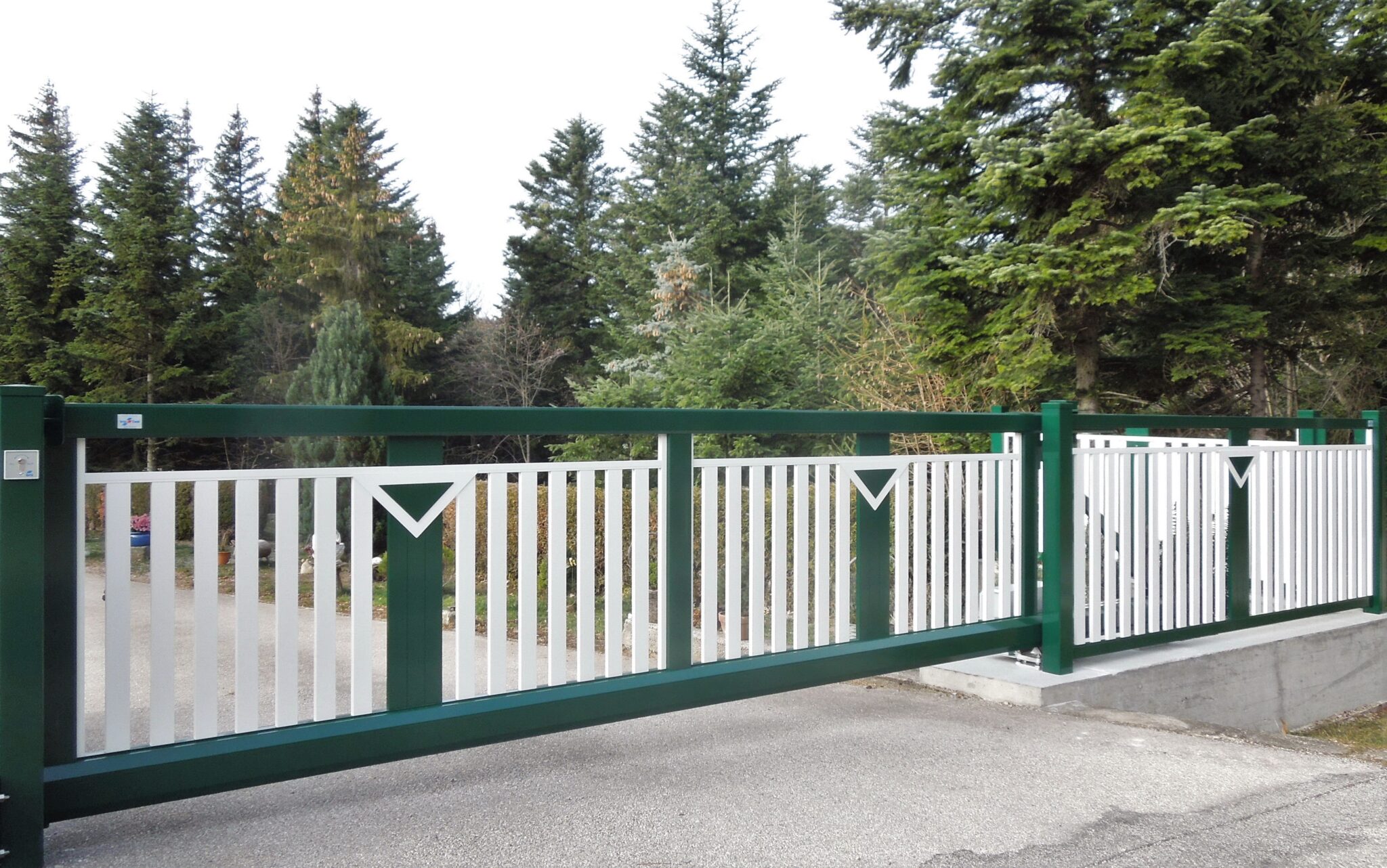 Aluminiumzaun, Brix Zaun, Metallzaun, Decor60, Zaunfeld, Schiebetor