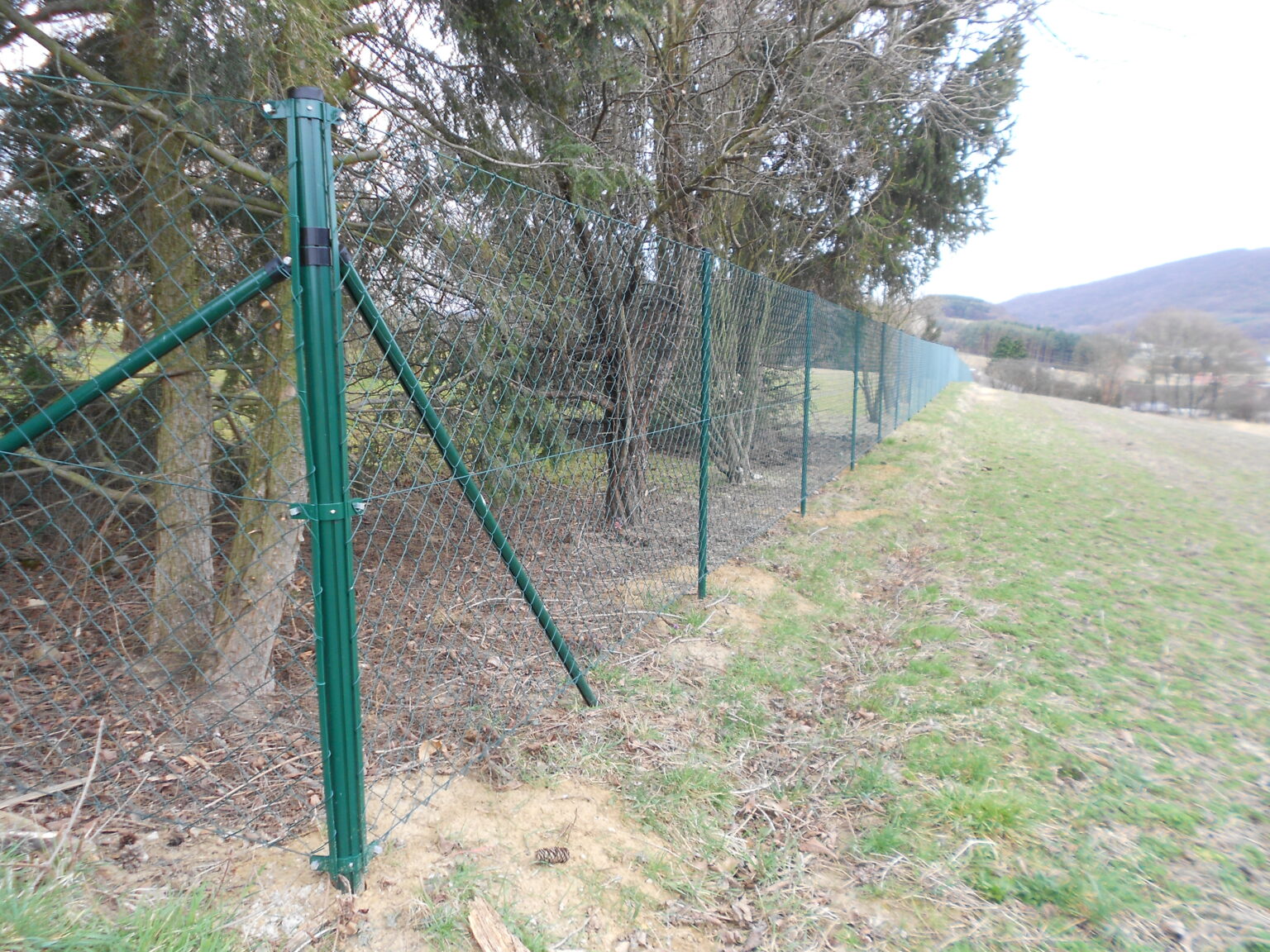 Aluminiumzaun, Brix Zaun, Zaunbau, Drahtgeflecht, Maschendraht