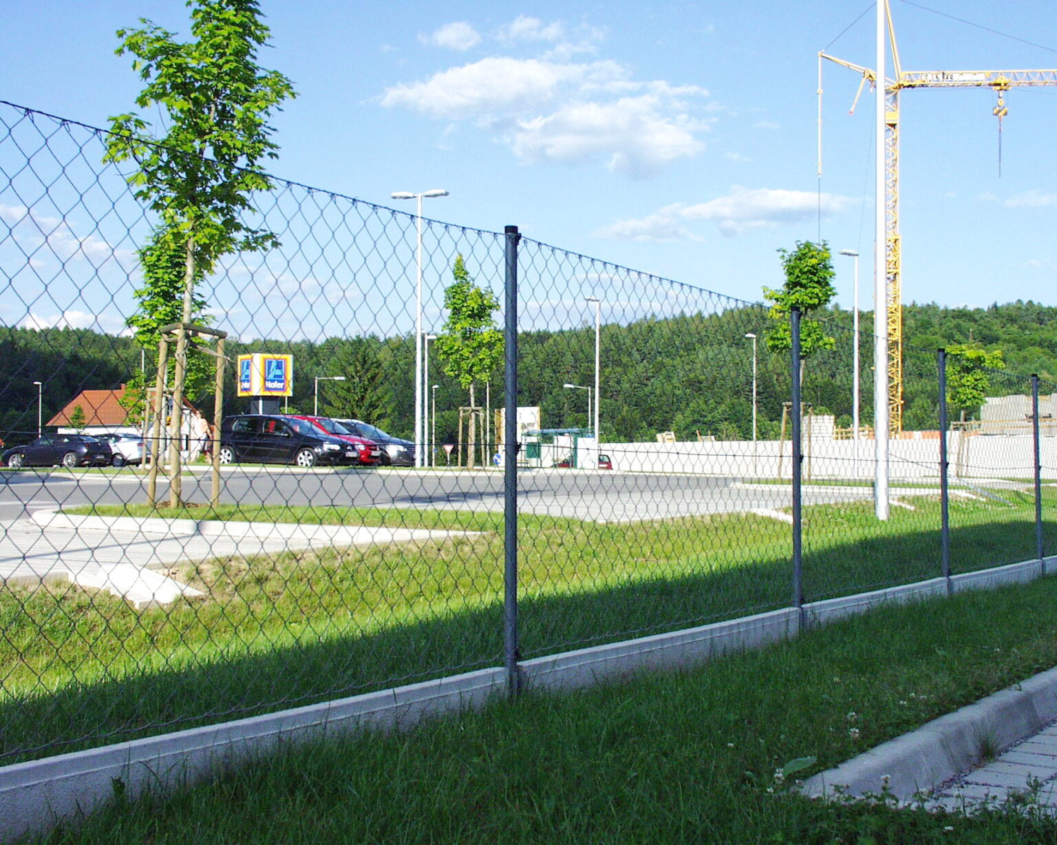 Aluminiumzaun, Brix Zaun, Zaunbau, Drahtgeflecht, Maschendraht