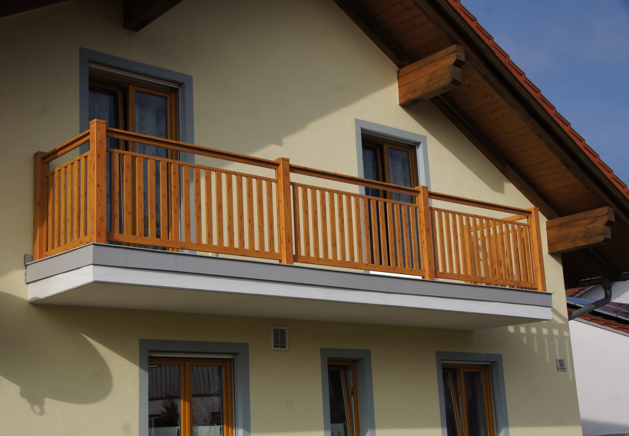 Aluminiumzaun, Brix Zaun, Metallzaun, Decor60, Geländer, Balkon, Holzoptik