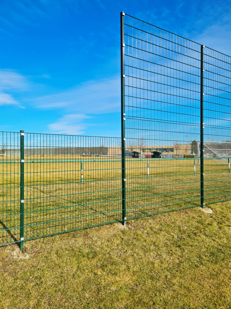 Aluminiumzaun, Brix Zaun, Drahtgitter, Zaunbau, Ballfanggitter