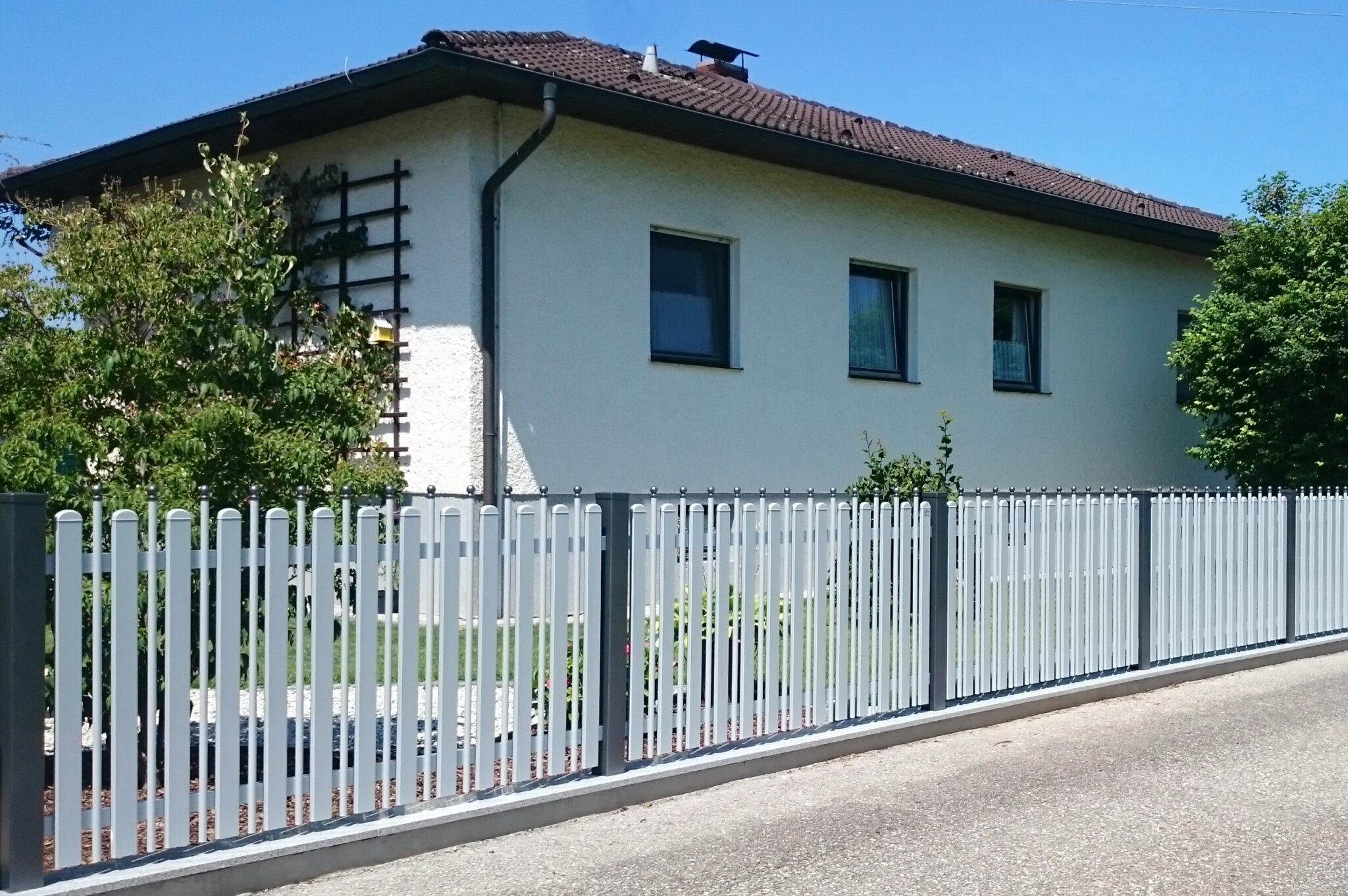 Aluminiumzaun, Brix Zaun, Metallzaun, Latte-Zwischenstab, Zaunfeld,