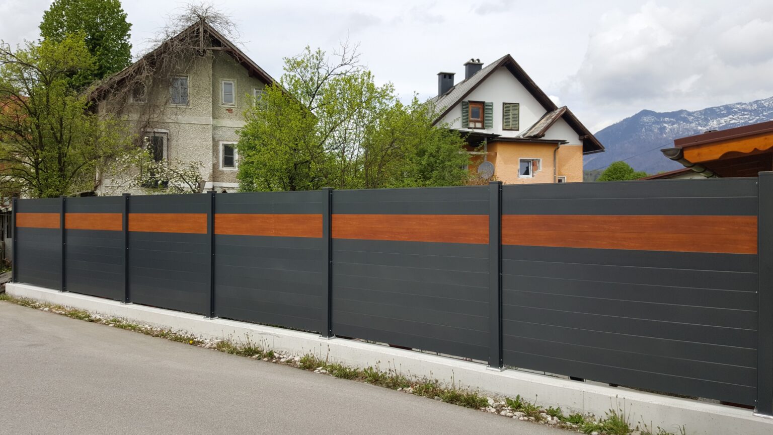 Aluminiumzaun, Aluminiumsichtschutz, Terrassensichtschutz, Blickschutz, Brix Zaun, Staketto 150