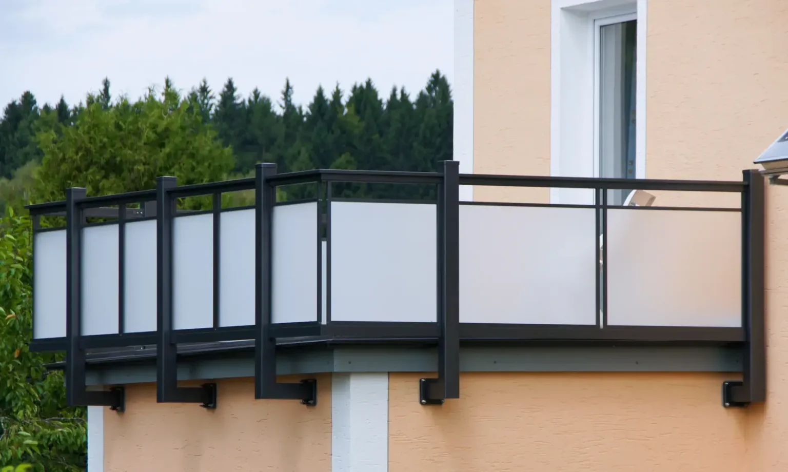 Aluminiumzaun, Brix Zaun, Metallzaun, Decor-Perforee, Geländer, Balkon, Acryl, Glas