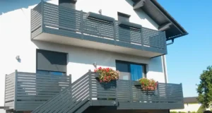 Aluminiumzaun, Brix Zaun, Metallzaun, Geländer, Balkon, Latten-Füllung, Blumenkasten