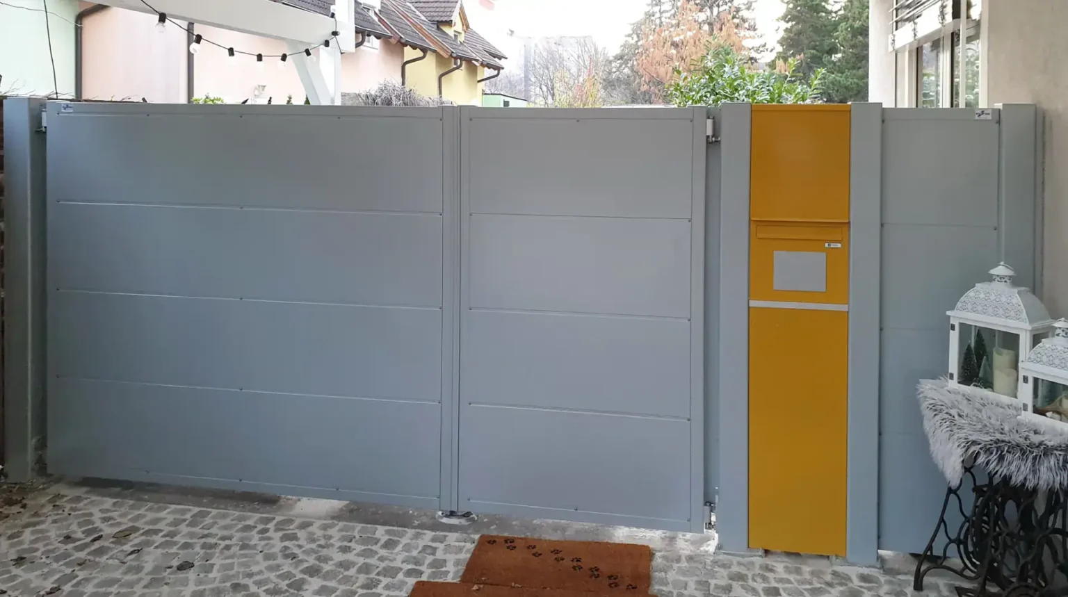 Aluminiumzaun, Aluminiumtor, Brix Zaun, Metallzaun, Front Flat , Vollblech, Horizontal, Sichtschutz, Postkasten