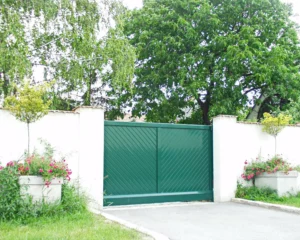 Aluminiumzaun, Aluminiumtor, Brix Zaun, Metallzaun, Latten-Füllung, Schiebetor