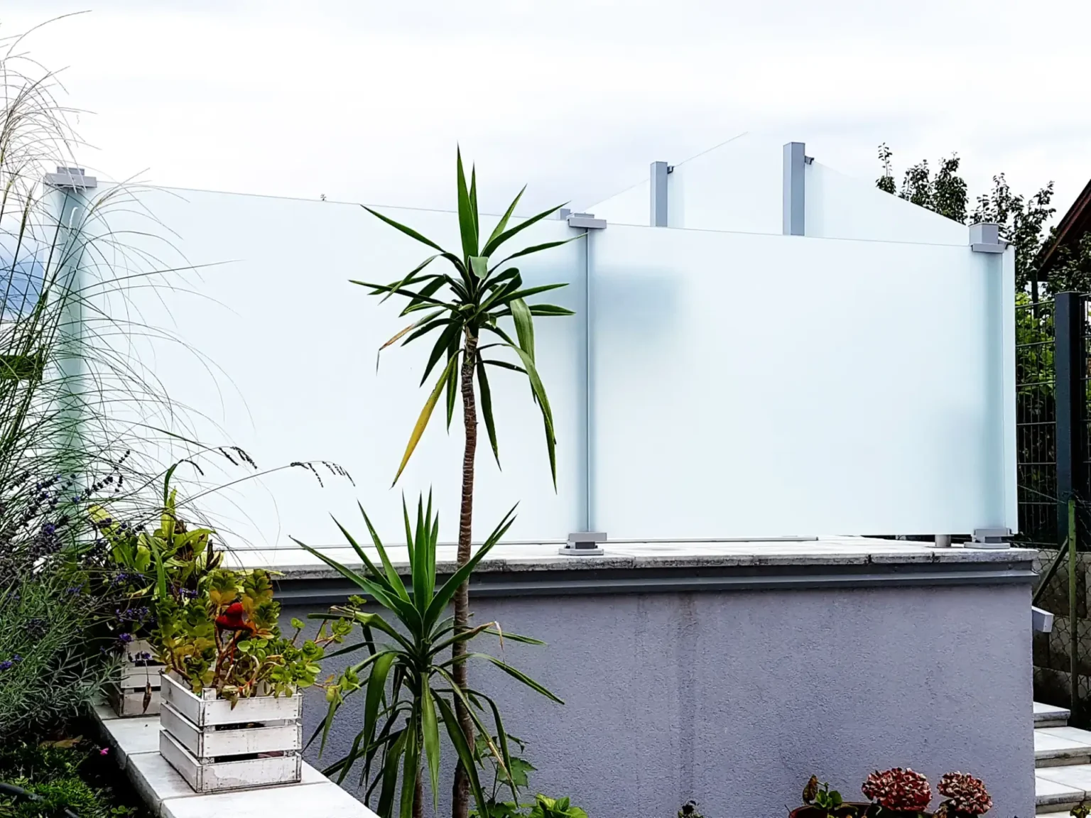 Aluminiumzaun, Brix Zaun, Sichtschutzzaun, Glas, Satiniert, Milchglas