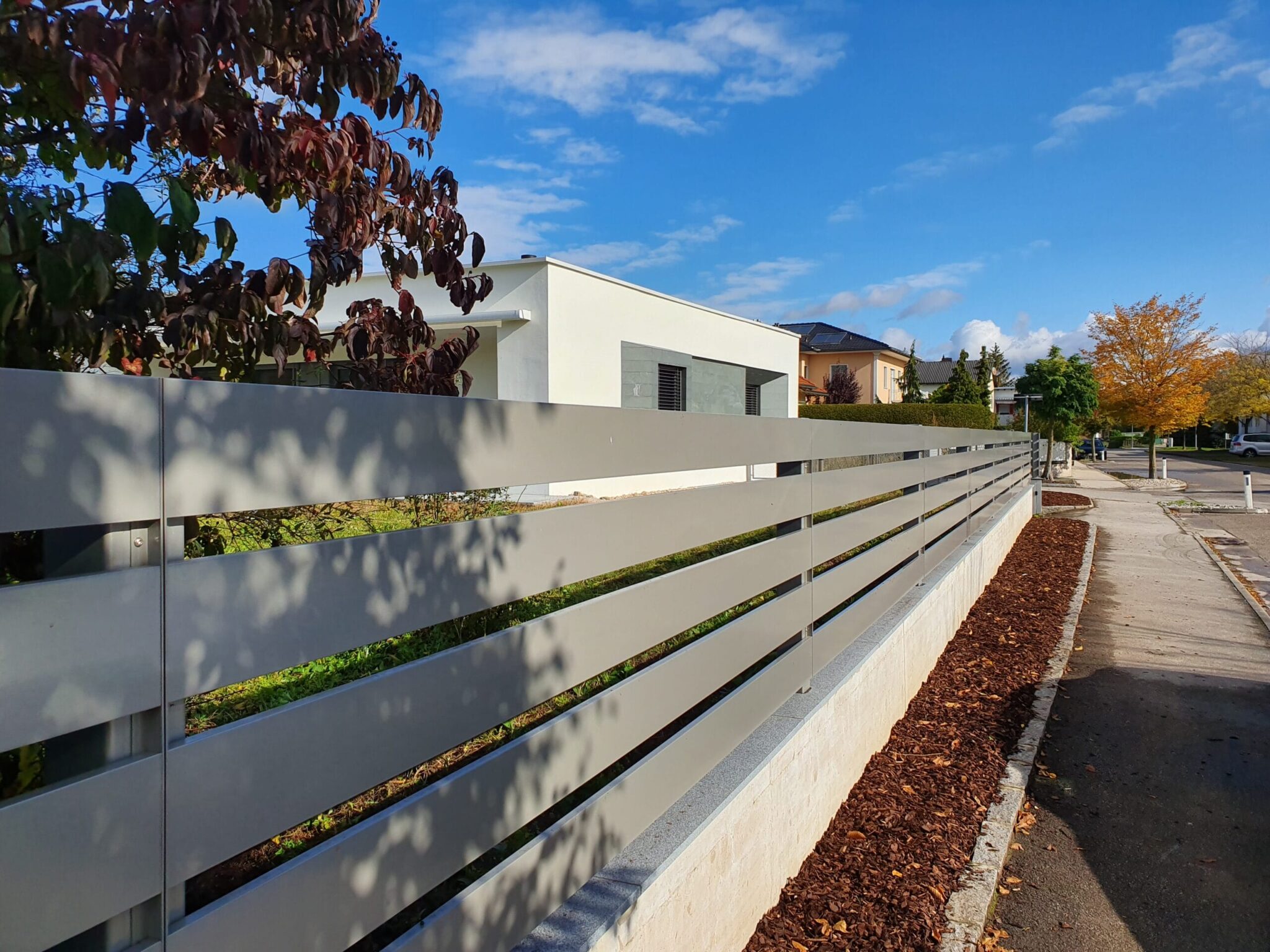 Aluminiumzaun, Horizontal, Metallzaun; Brix-Zaun, Frontline