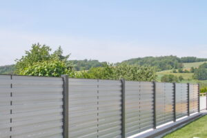 Aluzaun, Metallzaun, Brix Zaun, Brix Listello, Tür, Sichtschutz, Blickschutz