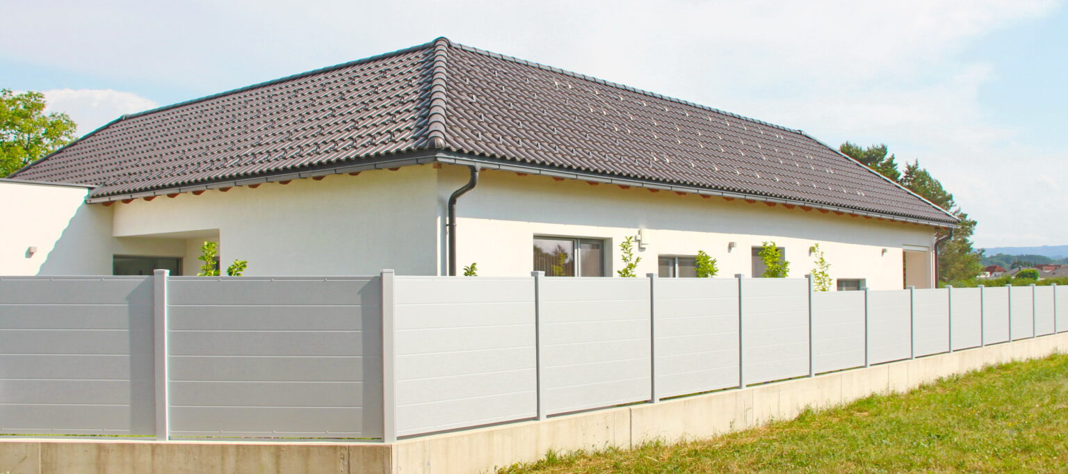 Aluminiumzaun, Aluminiumtor, Brix Zaun, Metallzaun, Front Flat , Vollblech, Sichtschutz, Zaunfeld