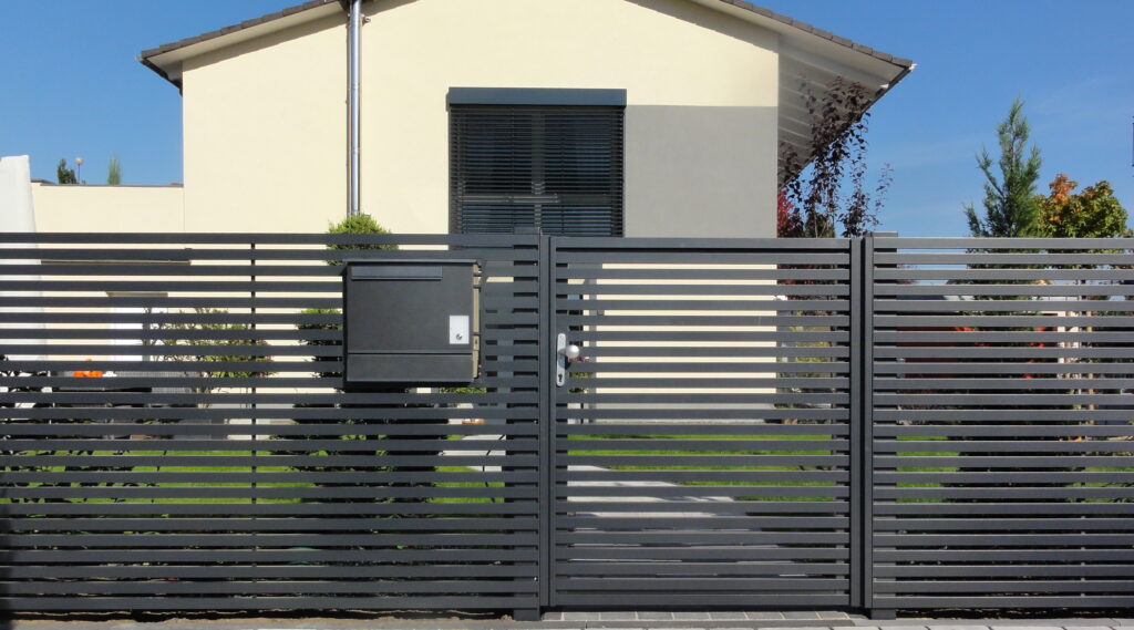 Aluminiumzaun, Aluminiumtor, Flügeltor, Zaunfeld, Gartentor, Horizontal, Brix Zaun, Frontline