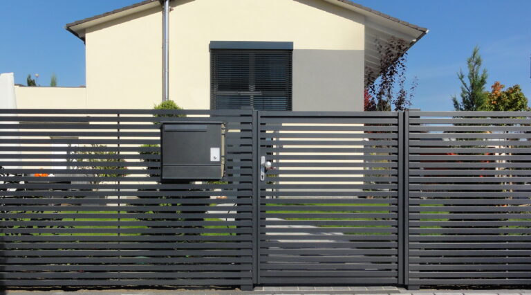 Aluminiumzaun, Aluminiumtor, Flügeltor, Zaunfeld, Gartentor, Horizontal, Brix Zaun, Frontline